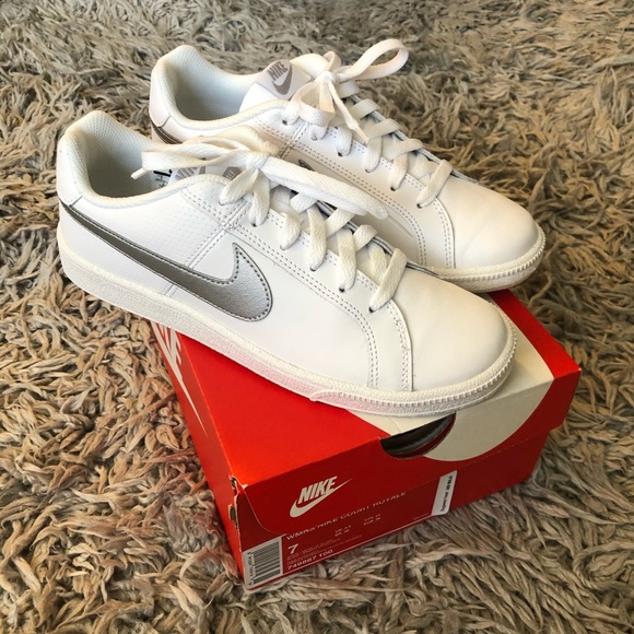 nike court royale gray